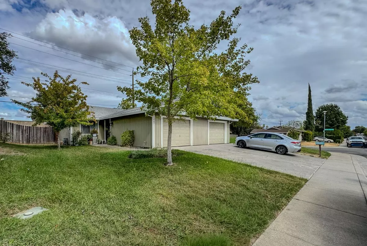 Citrus Heights, CA 95621,5947 Woodglade AVE