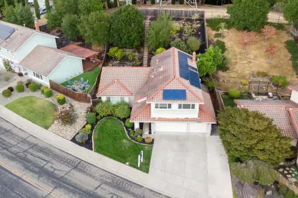 17716 Columbia DR, Castro Valley, CA 94552