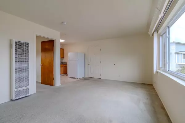 Pacifica, CA 94044,15 Santa Maria AVE 3