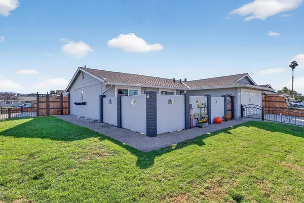 Salinas, CA 93906,12932 Truman ST