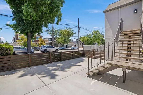 San Mateo, CA 94401,315-327 Grand BLVD