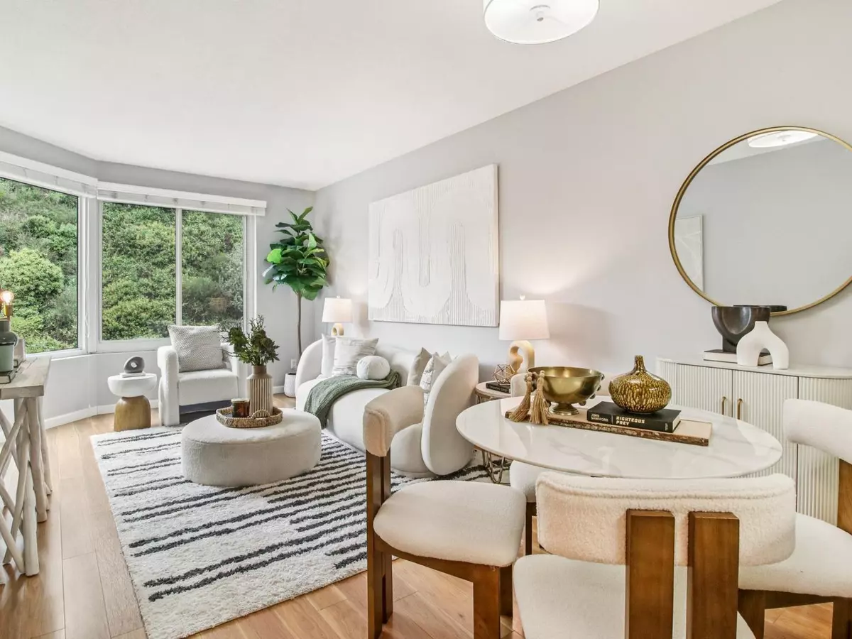 San Francisco, CA 94111,240 Lombard ST 727