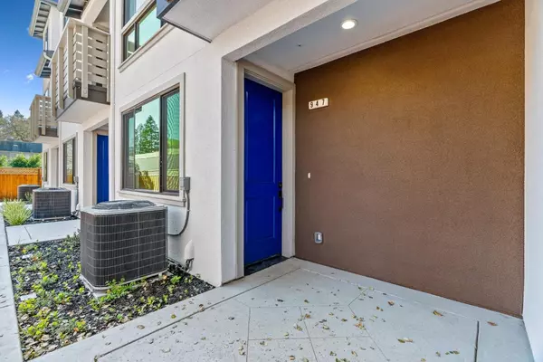 947 Woodside RD, Redwood City, CA 94061