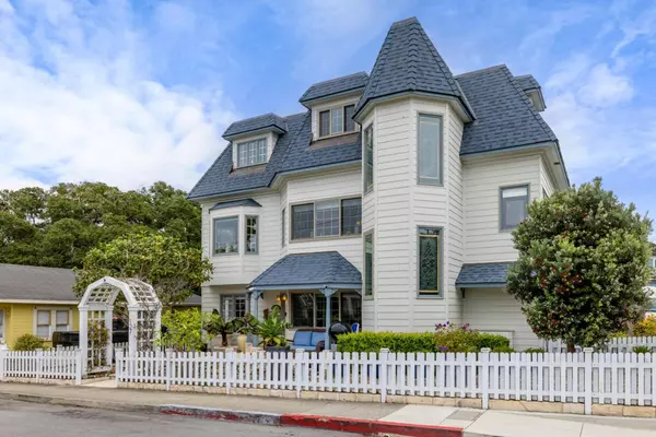 Pacific Grove, CA 93950,127 16th ST
