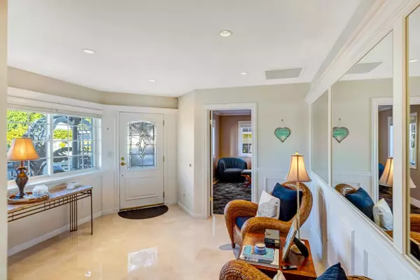 Pacific Grove, CA 93950,127 16th ST