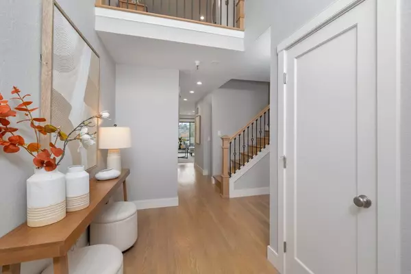San Carlos, CA 94070,401 Portofino DR C
