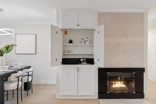 Saratoga, CA 95070,14355 Saratoga AVE A