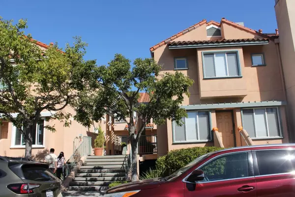 25 Mc Aker McAker CT 109, San Mateo, CA 94403