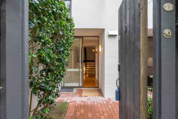 Carmel, CA 93923,3600 High Meadow DR 9