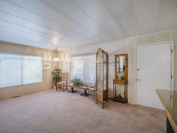 Capitola, CA 95010,300 Plum ST 23