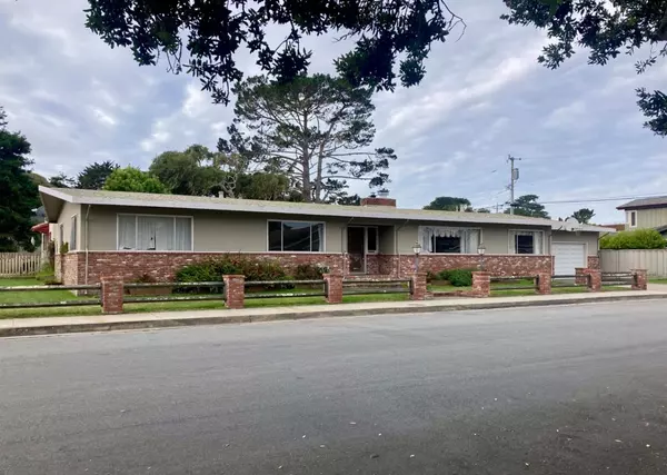 Pacific Grove,  CA 93950