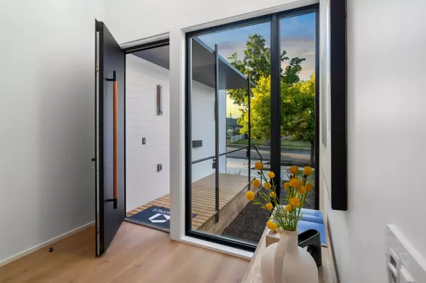 San Jose, CA 95124,1772 Conrad AVE