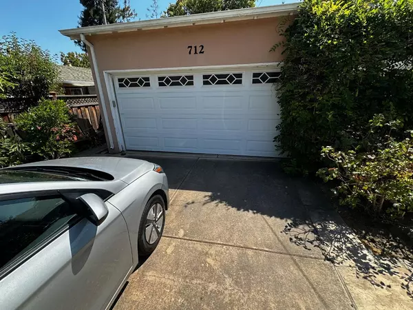 Menlo Park, CA 94025,712 Laurel AVE