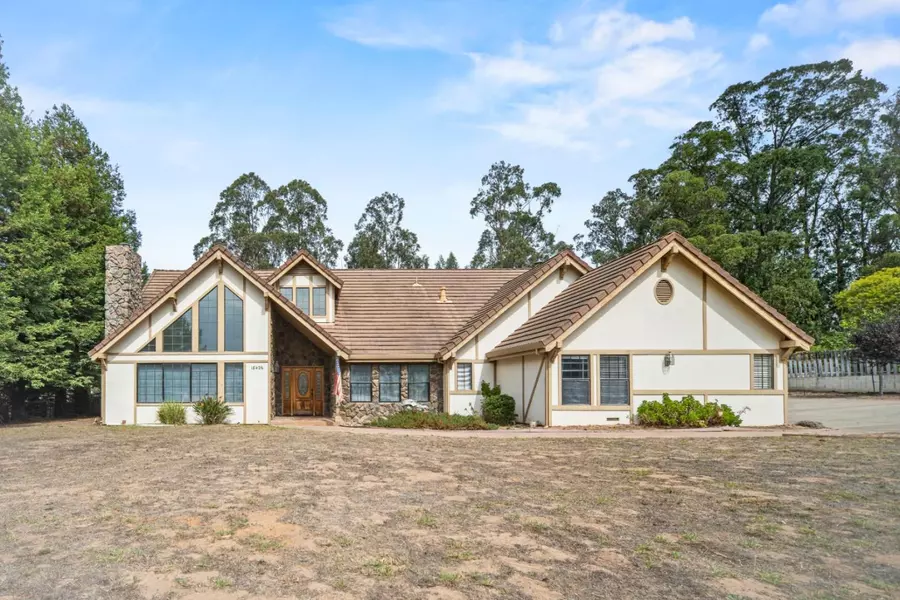 18426 Meadow Ridge RD, Salinas, CA 93907