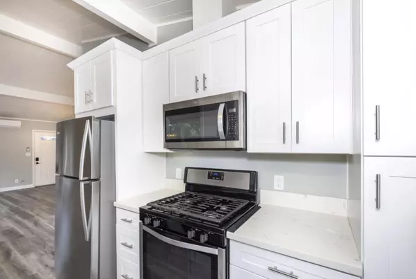 Palo Alto, CA 94306,3213-17 Alma ST