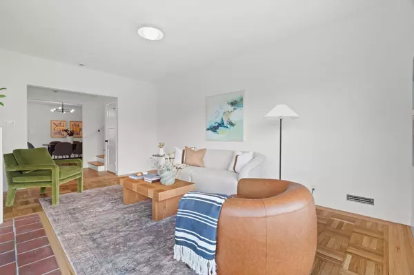 Daly City, CA 94015,169 Lake Vista AVE