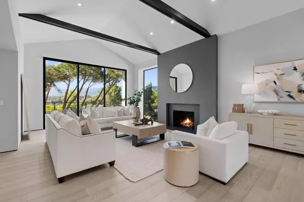 Woodside, CA 94062,131 Croydon WAY
