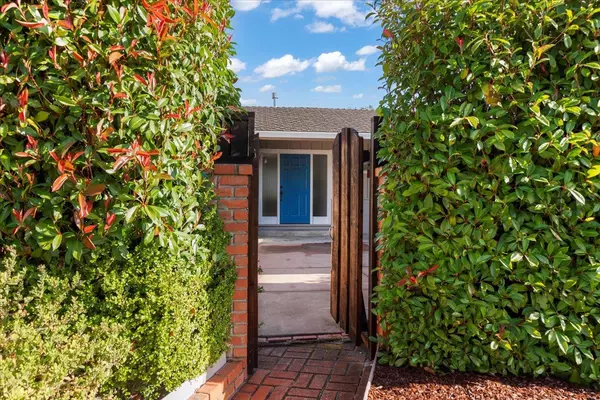 San Mateo, CA 94402,1575 Parrott DR