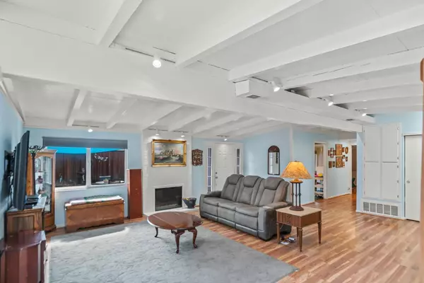 Santa Clara, CA 95051,1496 McPherson ST