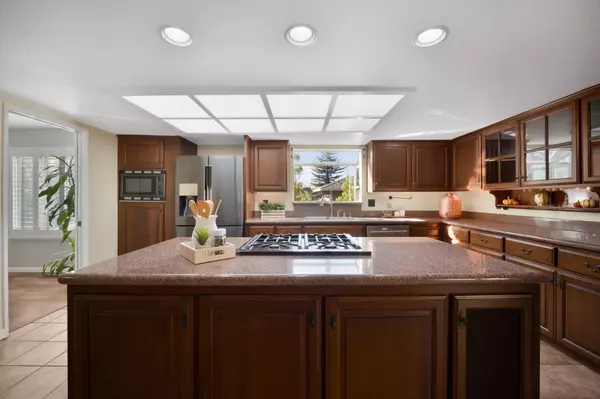 Morgan Hill, CA 95037,16715 Cerro Vista Drive