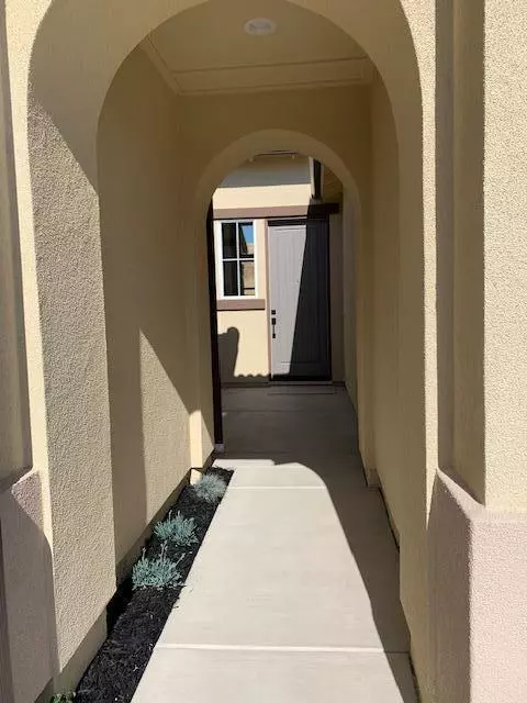 Marina, CA 93933,3073 Arroyo DR