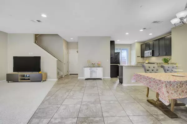 Gilroy, CA 95020,7934 Spanish Oak CIR