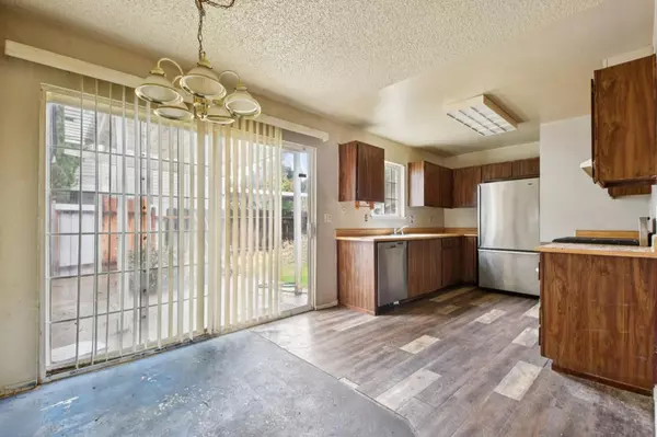 Sacramento, CA 95842,4832 Don Julio BLVD