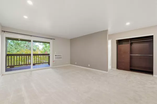 1085 Murrieta BLVD 324, Livermore, CA 94550