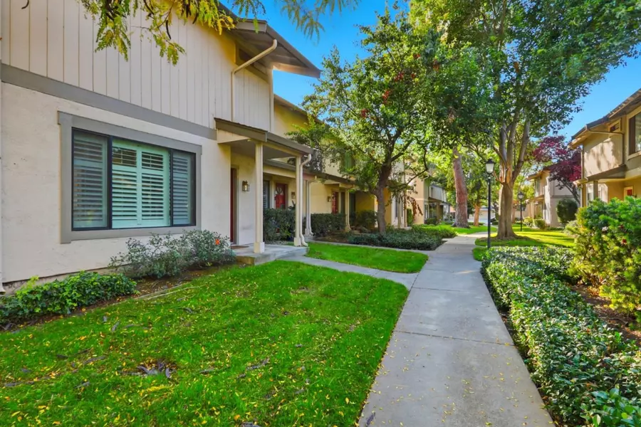 4925 Flat Rock CIR, San Jose, CA 95136