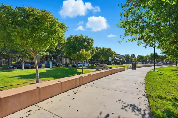 Hayward, CA 94541,2315 Gibbons ST