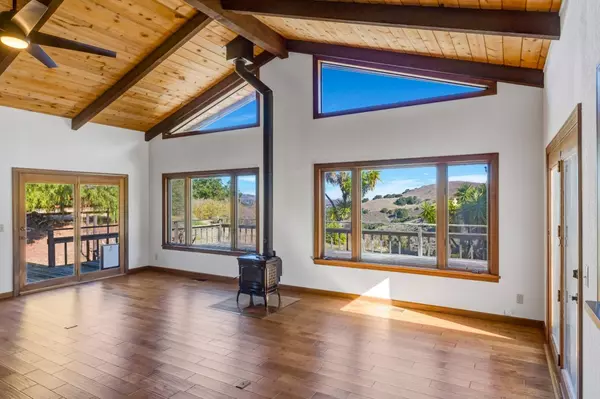 Corral De Tierra, CA 93908,274 Corral De Tierra RD