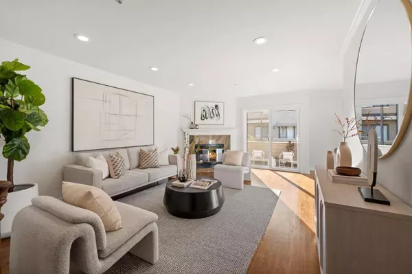 Foster City, CA 94404,241 Bonita LN