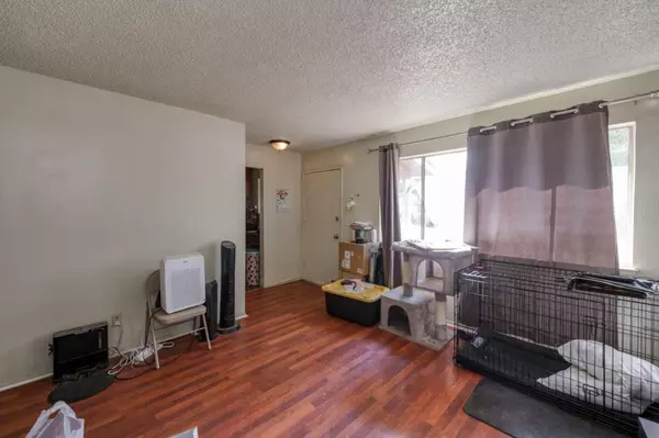 Fresno, CA 93722,3068 W Fairmont AVE