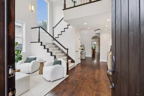 Menlo Park, CA 94025,2138 Avy AVE