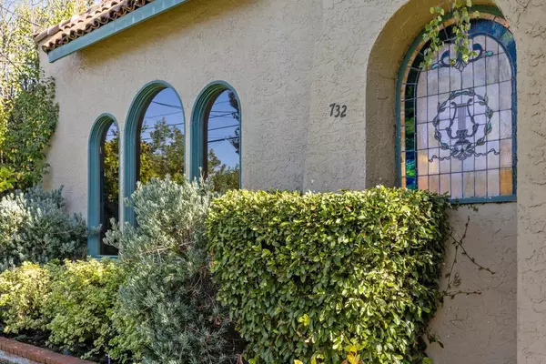 Burlingame, CA 94010,732 Paloma AVE