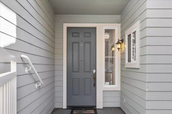 Brisbane, CA 94005,133 Cliff Swallow CT