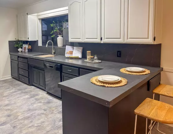 Salinas, CA 93901,1159 Wilgart WAY