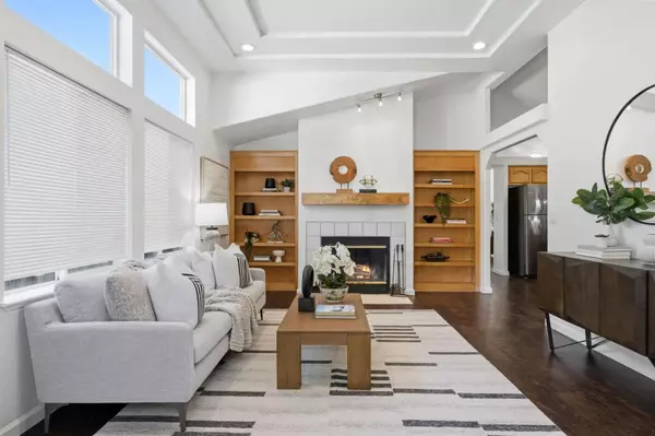 Half Moon Bay, CA 94019,416 Lee AVE