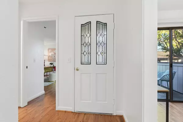 San Jose, CA 95135,6098 Montgomery CT