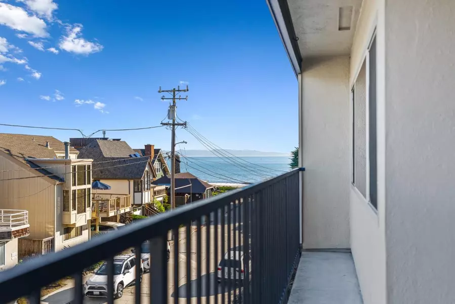 220 Atlantic AVE 310, Santa Cruz, CA 95062