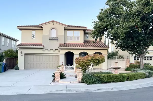 Milpitas, CA 95035,521 Topham CT