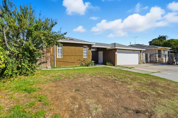 East Palo Alto, CA 94303,1007 Newbridge ST