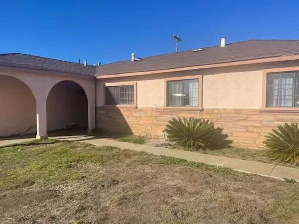 Salinas, CA 93906,629 Chaparral ST