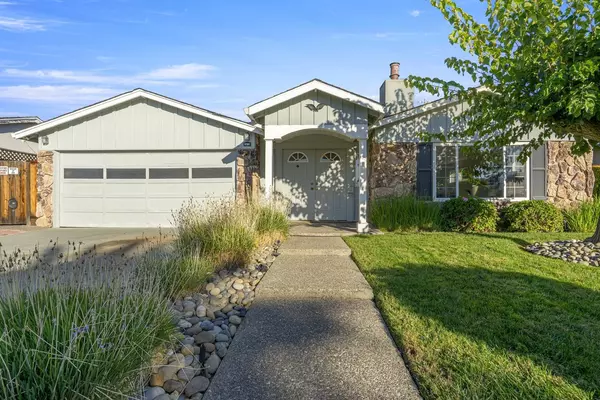 San Jose, CA 95130,2476 Le Bain DR