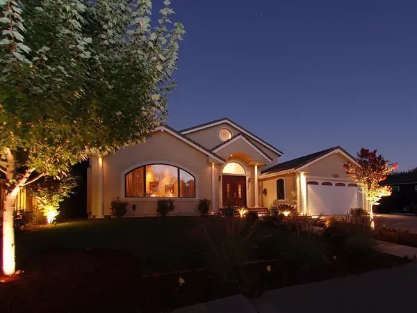 1423 Nilda AVE, Mountain View, CA 94040