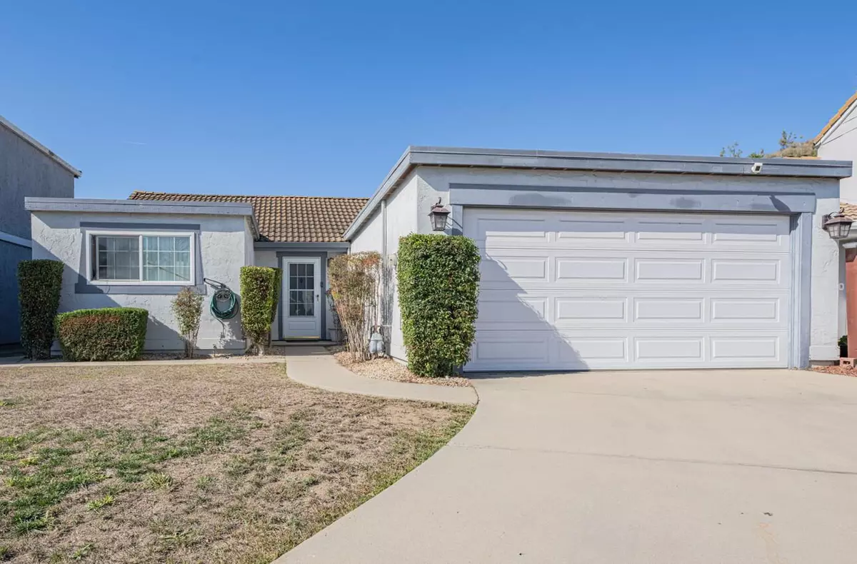 Salinas, CA 93907,1139 Sherman DR