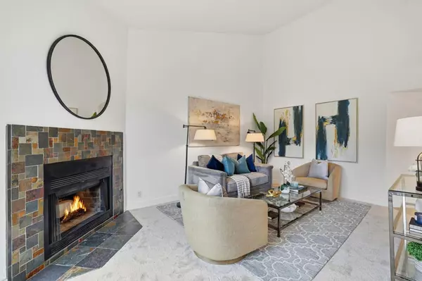 San Jose, CA 95124,2277 Sun Glory LN B