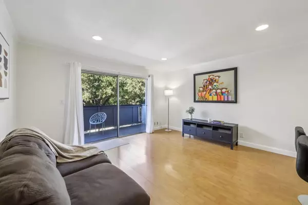 Mountain View, CA 94043,650 Alamo CT 5