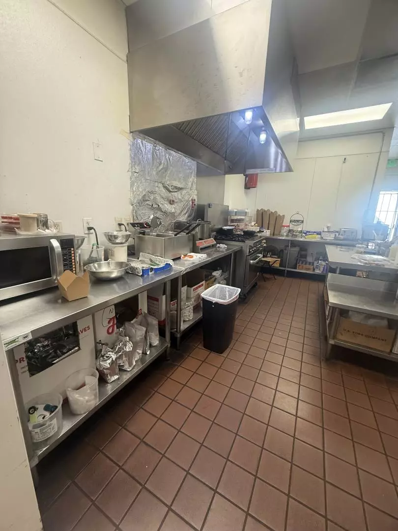 San Jose, CA 95121,1051 E Capitol EXPY