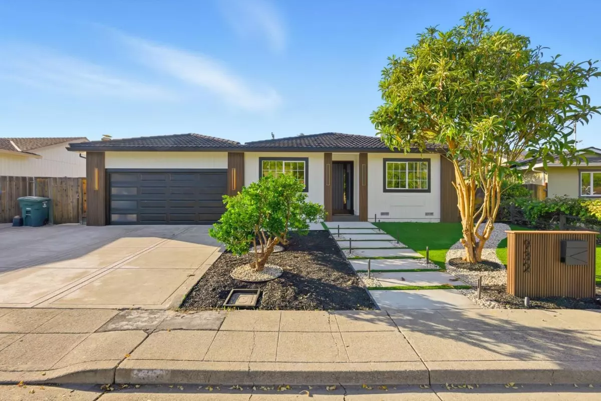 Mountain View, CA 94043,932 Ormonde DR